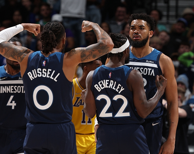 欧洲足球疯狂夜：拜仁造惨案，曼城大胜切尔西爆冷（欧洲足坛疯狂夜：拜仁酿惨案，曼城大捷，切尔西爆冷）