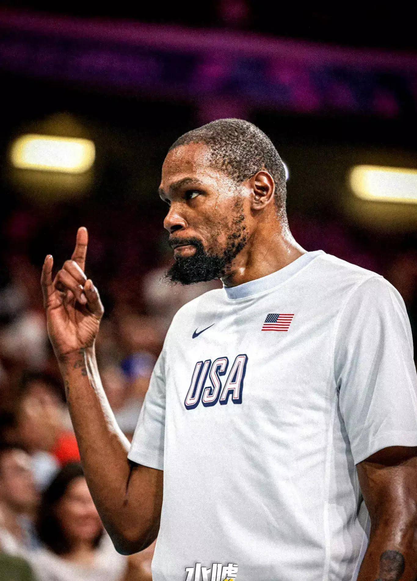 英超半场：哈兰德闪击，赖因德斯建功，曼城2-0西汉姆联（英超半场战报：哈兰德先拔头筹，赖因德斯再下一城，曼城2-0领先西汉姆联）