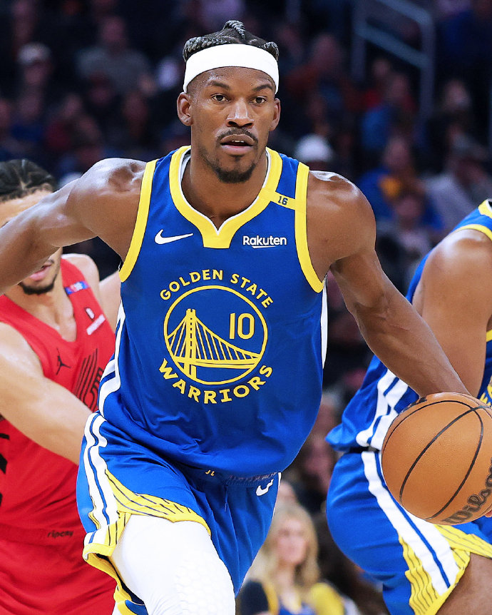 里弗斯谈惨败45分：我没让队员们做好准备，但是他们也有责任（里弗斯谈45分惨败：我准备不足，球员也负有责任）