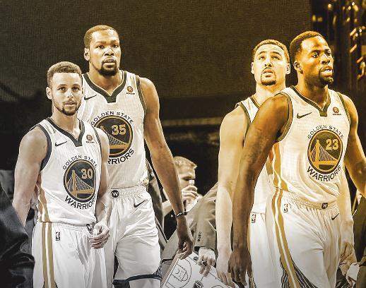 早日归来！33岁巴西球星内马尔晒病床照确认接受手术（33岁内马尔晒病床照证实已手术，盼早日回归）