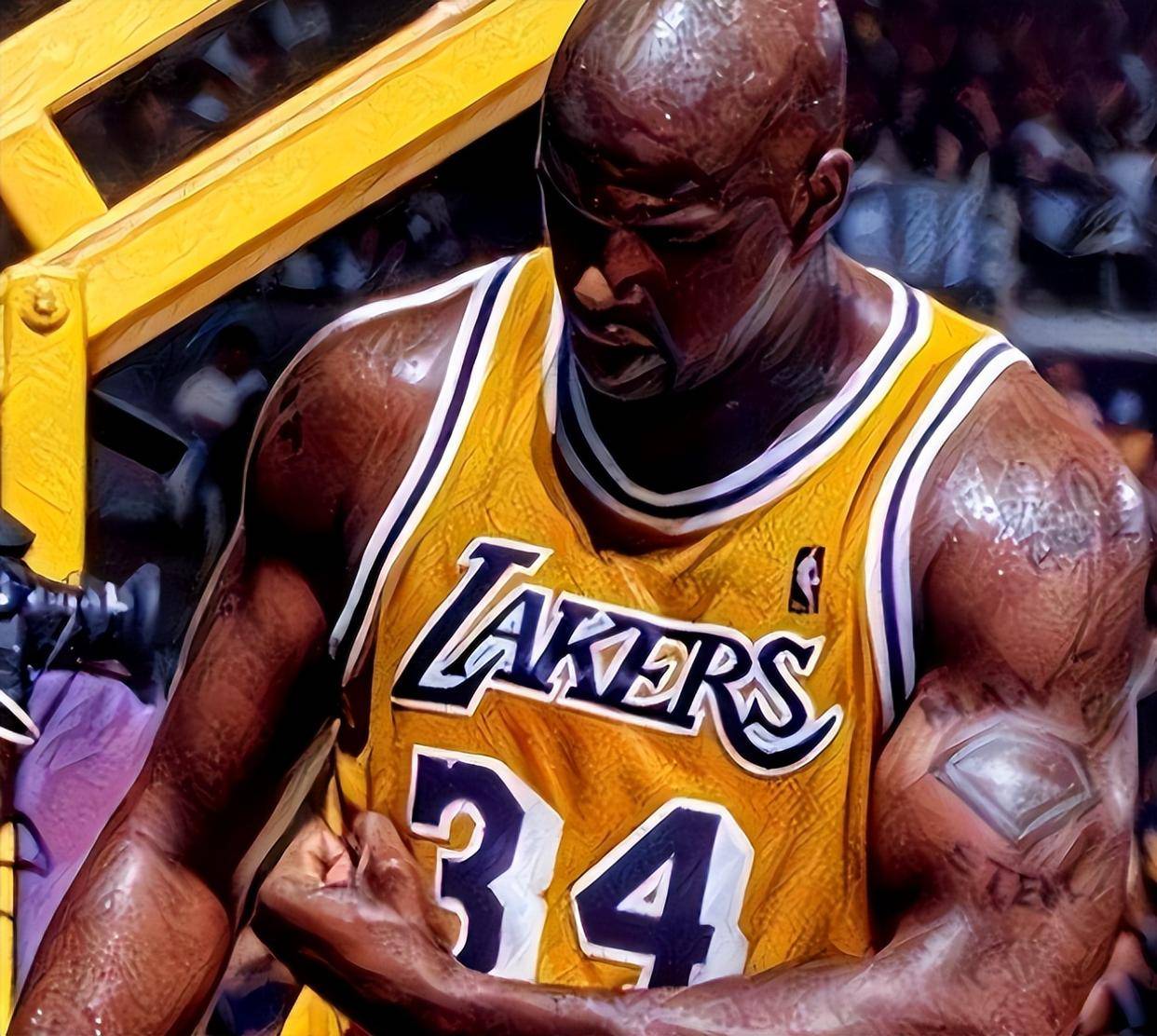 美记：国王预计在交易截止日前送走拉文，防守问题是主因（美媒：国王预计将在交易截止前交易拉文，防守短板是主要原因）