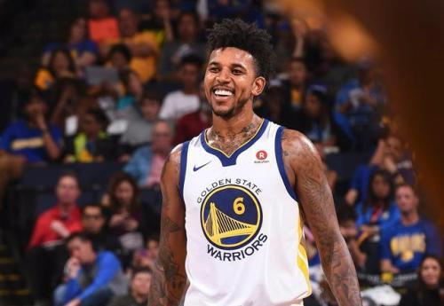 赫塔费主帅：西甲裁判要求尊重并哭诉自己有家人，谁没家人？（赫塔费主帅不满：西甲裁判要尊重还称自己有家人？谁没有家人）