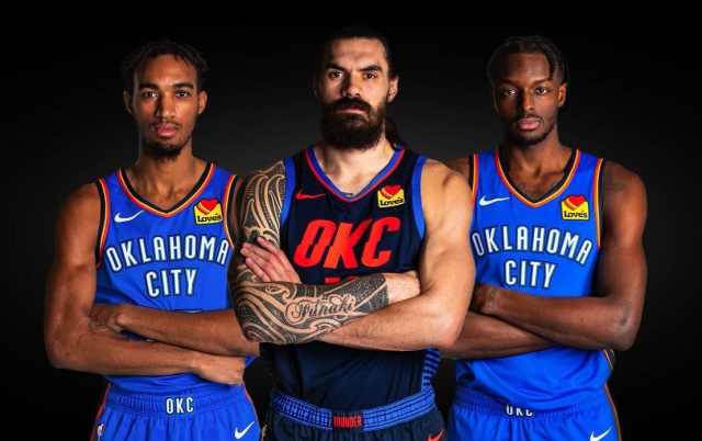 官方：辽宁铁人签下云南玉昆后卫迪力穆拉提（辽宁铁人官方宣布签约云南玉昆后卫迪力穆拉提）